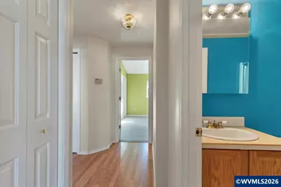 1860 Plateau Dr NE, Salem, OR 97305 - Photo 32