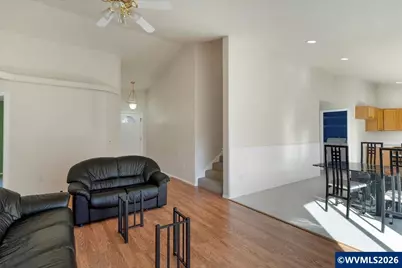 1860 Plateau Dr NE, Salem, OR 97305 - Photo 12