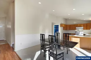 1860 Plateau Dr NE, Salem, OR 97305 - Photo 14