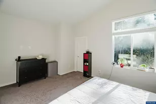 6268 SE Harkness Ln, Hillsboro, OR 97123 - Photo 20