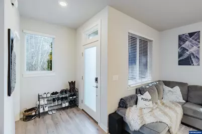 6268 SE Harkness Ln, Hillsboro, OR 97123 - Photo 4