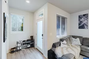 6268 SE Harkness Ln, Hillsboro, OR 97123 - Photo 4