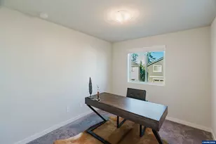 6268 SE Harkness Ln, Hillsboro, OR 97123 - Photo 24