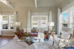 1065 22nd St NE, Salem, OR 97301 - Photo 6