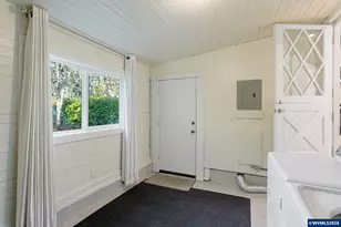 1065 22nd St NE, Salem, OR 97301 - Photo 24