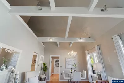 1065 22nd St NE, Salem, OR 97301 - Photo 12