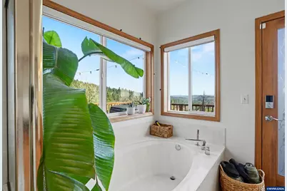 6455 NW Sisters Pl, Corvallis, OR 97330 - Photo 22