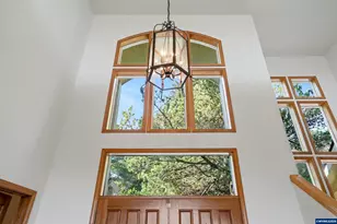 6455 NW Sisters Pl, Corvallis, OR 97330 - Photo 16