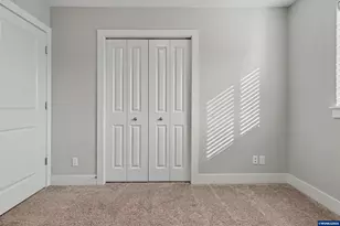 5657 Boundary Dr S, Salem, OR 97306 - Photo 24