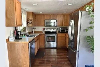 260 S Main St, Falls City, OR 97344 - Photo 16