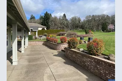 2711 SW Titleist Cir, Corvallis, OR 97333 - Photo 2
