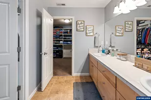 2504 Laura Vista Dr NW, Albany, OR 97321 - Photo 16