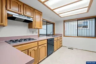 1669 Nut Tree Dr, Salem, OR 97304 - Photo 14