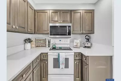 396 Clover St, Aumsville, OR 97325 - Photo 8