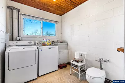 35113 Brewster Rd, Lebanon, OR 97355 - Photo 24