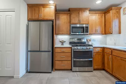 1931 Arroyo Ridge Dr NW, Albany, OR 97321 - Photo 12