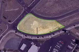 301 S Wanapum Dr, Moses Lake, WA 98837 - Photo 1