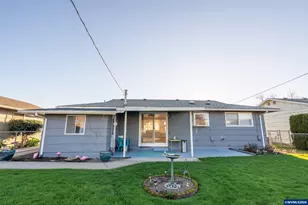 1379 Sallal Rd, Woodburn, OR 97071 - Photo 4