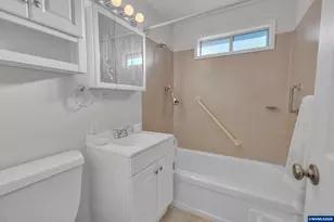 1379 Sallal Rd, Woodburn, OR 97071 - Photo 16