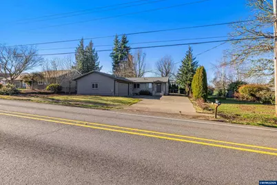 259 N Center St St, Sublimity, OR 97385 - Photo 2