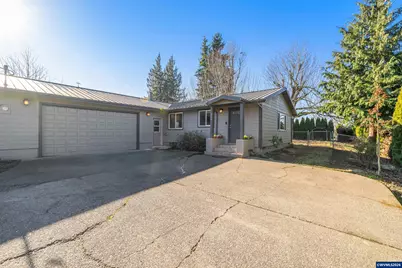 259 N Center St St, Sublimity, OR 97385 - Photo 4