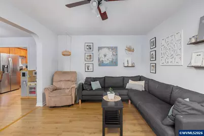 886 SW Birch St St, Dallas, OR 97338 - Photo 6