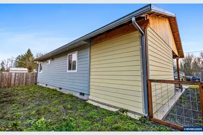 1907 Willow St, Sweet Home, OR 97386 - Photo 18