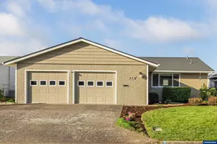 443 S Columbia Dr, Woodburn, OR 97071 - Photo 1