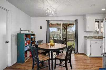 1240 Hood St SE, Albany, OR 97322 - Photo 8