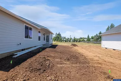 4445 Knotty Pine Ct, Sweet Home, OR 97386 - Photo 42