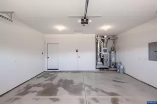 4445 Knotty Pne Ct, Sweet Home, OR 97386 - Photo 40