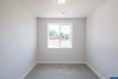 4445 Knotty Pine Ct, Sweet Home, OR 97386 - Photo 34