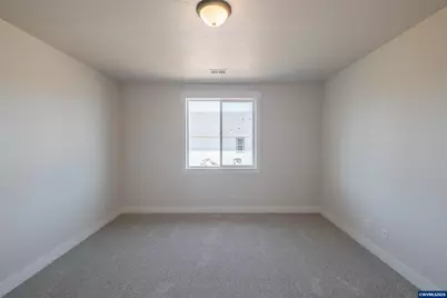 4445 Knotty Pine Ct, Sweet Home, OR 97386 - Photo 22