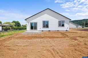 4455 Knotty Pne Ct, Sweet Home, OR 97386 - Photo 4