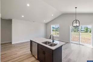 4455 Knotty Pne Ct, Sweet Home, OR 97386 - Photo 26