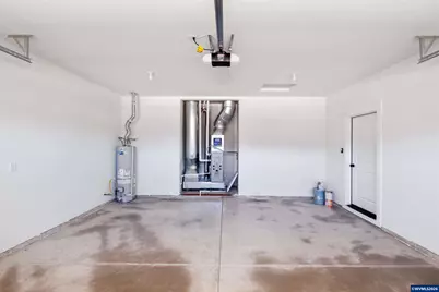 4455 Knotty Pine Ct, Sweet Home, OR 97386 - Photo 38