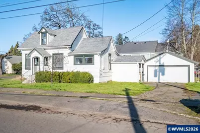 109 E Isabella St, Lebanon, OR 97355 - Photo 2