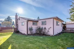 395 Berry St, Lebanon, OR 97355 - Photo 32