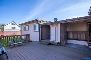 395 Berry St, Lebanon, OR 97355 - Photo 28