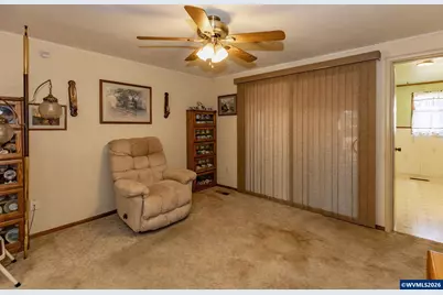 395 Berry St, Lebanon, OR 97355 - Photo 14