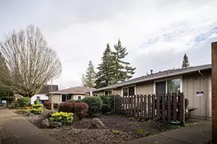 2522 Simpson (-2536) St SE, Salem, OR 97301 - Photo 4