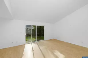 1062 33rd Ave SW, Albany, OR 97321 - Photo 8