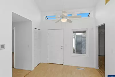 1062 33rd Av SW, Albany, OR 97321 - Photo 4