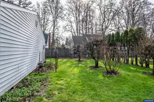 1062 33rd Ave SW, Albany, OR 97321 - Photo 34