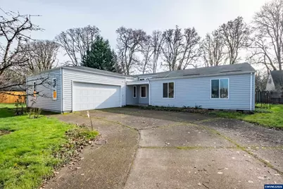 1062 33rd Av SW, Albany, OR 97321 - Photo 1