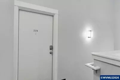 229 Commercial St NE, Salem, OR 97301 - Photo 4