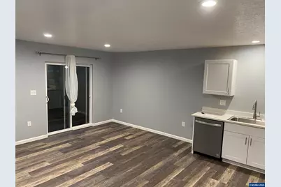 2211 Jefferson Ct, Albany, OR 97322 - Photo 6