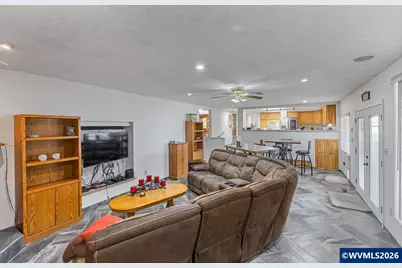 858 Iva Ln NE, Salem, OR 97317 - Photo 14