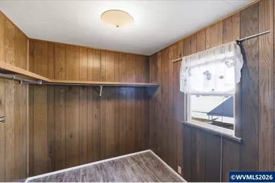 1307 S Water St, Silverton, OR 97381 - Photo 10