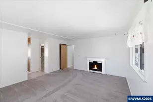 1307 S Water St, Silverton, OR 97381 - Photo 8